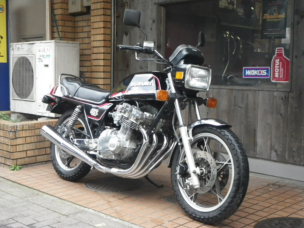 GSX750E 入荷です！SOLDOUT!_e0325011_1765886.jpg