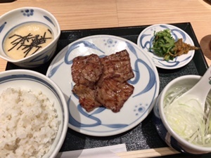 e0248268_11372000.jpg