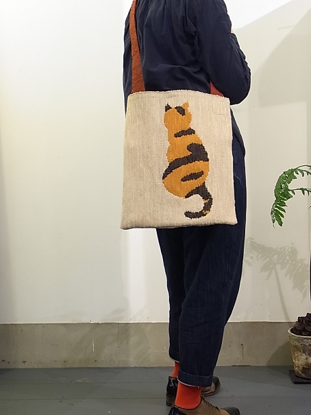 ぺらんしょってけ、ねこ_b0322280_21134192.jpg
