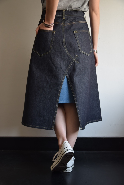 貴女色に染まるスカート 。_b0110586_18185249.jpg