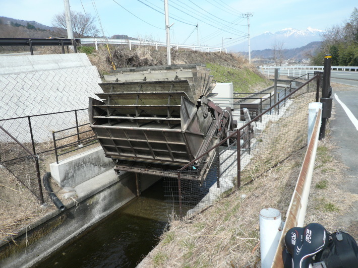 日本三大堰の一つ　山梨県の徳島堰を走りました。_c0335218_19371193.jpg