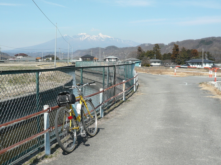 日本三大堰の一つ　山梨県の徳島堰を走りました。_c0335218_19383697.jpg