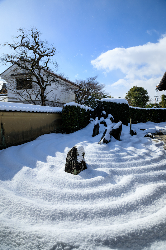 大徳寺・瑞峯院の雪景色_f0155048_22124076.jpg