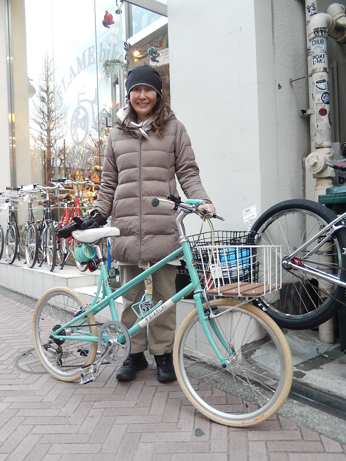 3月12日 渋谷 原宿 の自転車屋 FLAME bike前です_e0188759_19554555.jpg