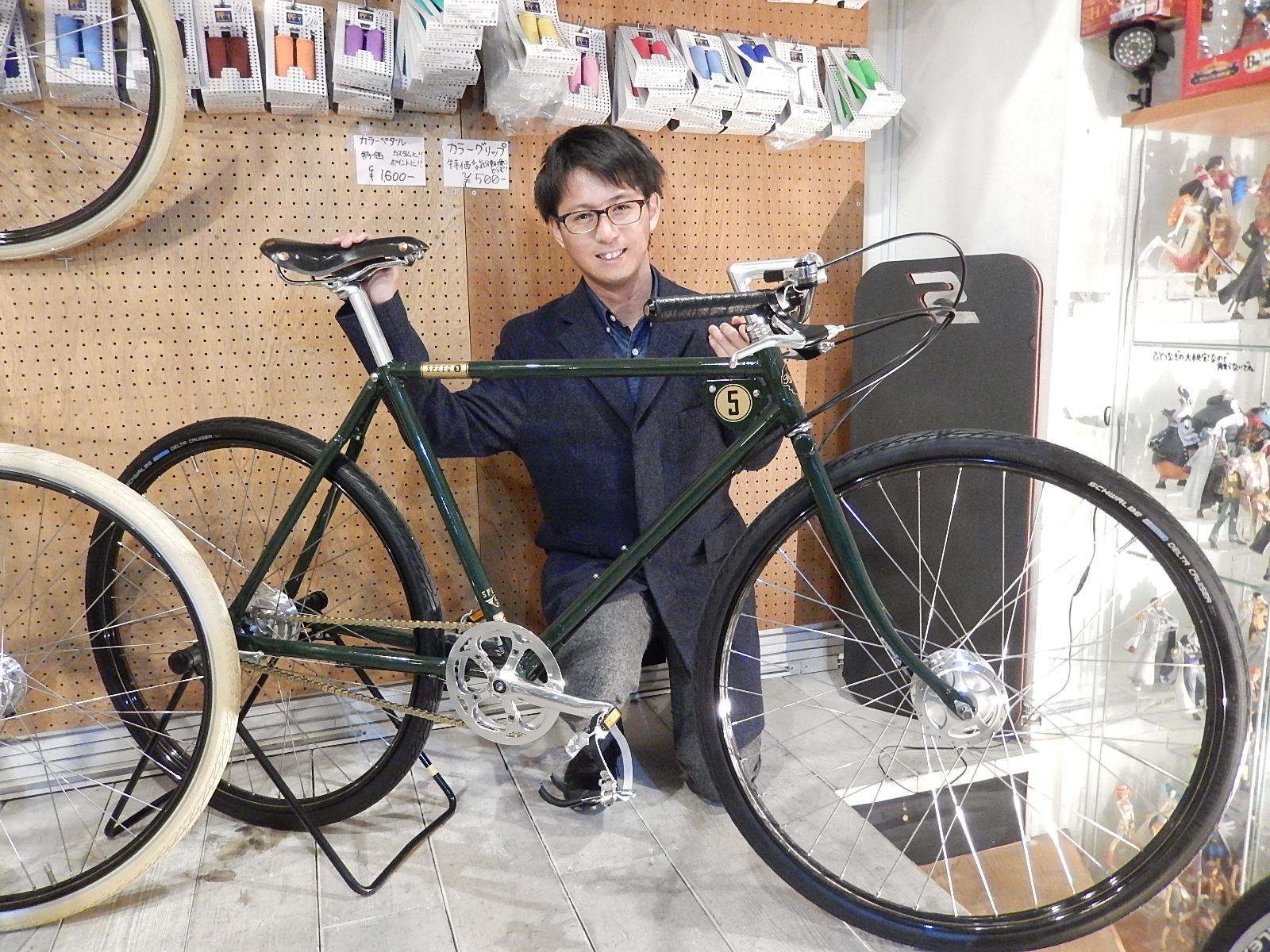 3月12日 渋谷 原宿 の自転車屋 FLAME bike前です_e0188759_2002582.jpg