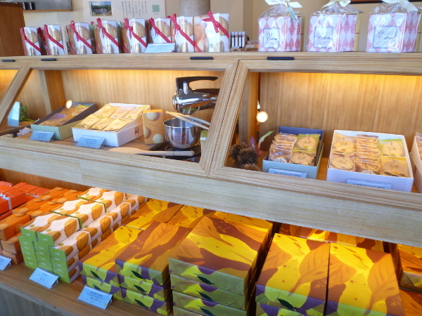 恵那川上屋 本社恵那峡店_c0152767_20275070.jpg