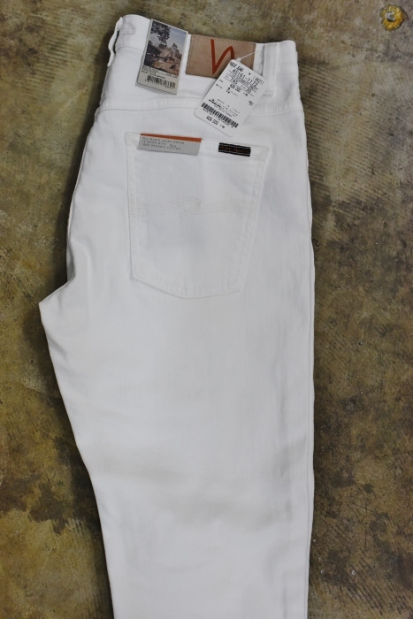 春です。白シャツです。。。INDIVIDUALIZED SHIRTS_d0152280_01115967.jpg