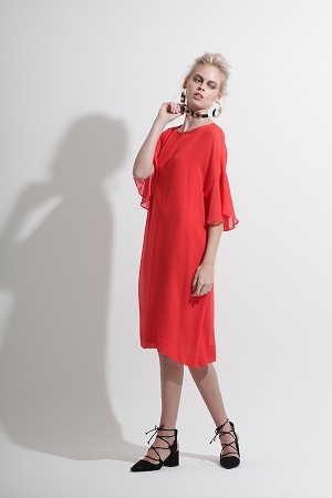 篠原ともえさん着用 10匁シルクジョーゼットワンピース Kamihshima Chinami Aoyama