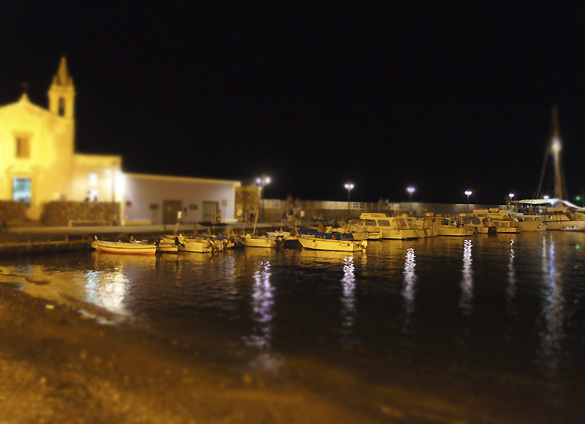 リパリ島3. 滋味深いスープと黄金の酒に酔いしれた夜_f0205783_20115292.jpg