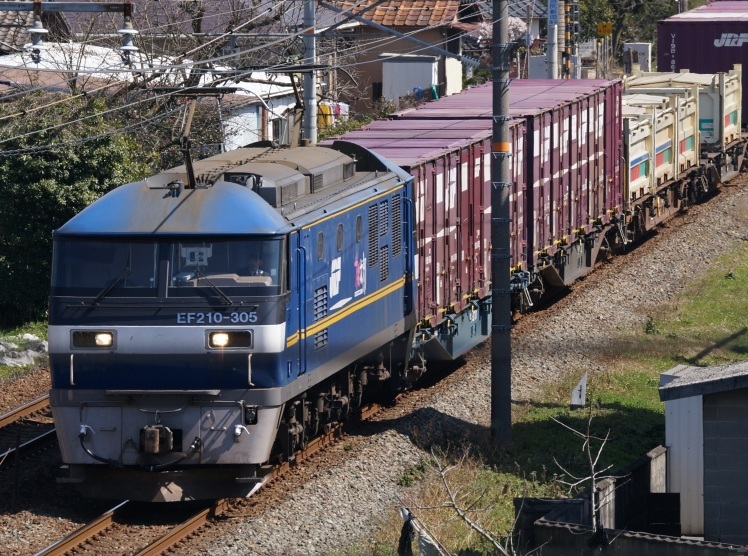 EF210電気機関車　桃太郎_a0280584_07571943.jpg