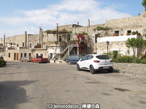 ヒオス島のメスタ 要塞化された村の風景 日刊ギリシャ檸檬の森 古代都市を行くタイムトラベラー ヒオス島のメスタ 要塞化された村の風景 日刊ギリシャ檸檬の森 古代都市を行くタイムトラベラー