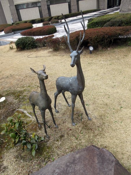 【ヒルトン小田原】ラウンジと庭の散策_b0009849_18445484.jpg