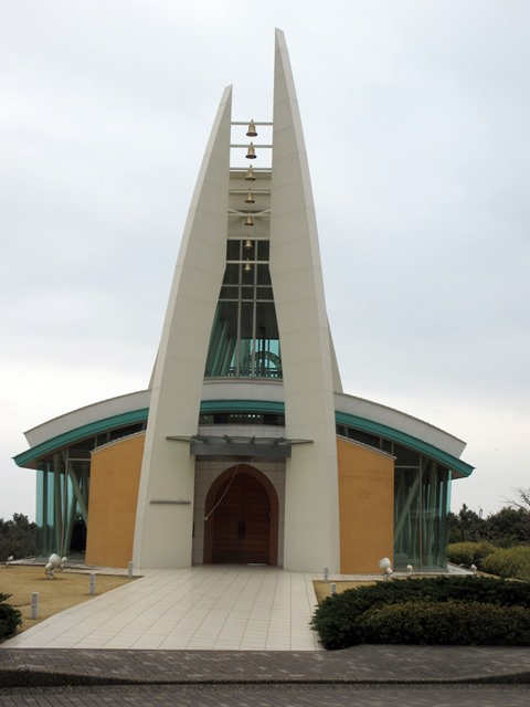 【ヒルトン小田原】ラウンジと庭の散策_b0009849_1848132.jpg
