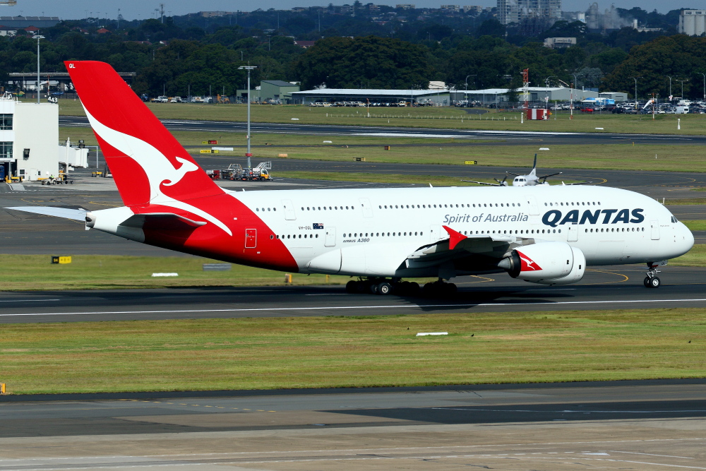 2017シドニー遠征 その13 シドニー1日目 カンタス航空 A380 (2)_e0204891_19521121.jpg