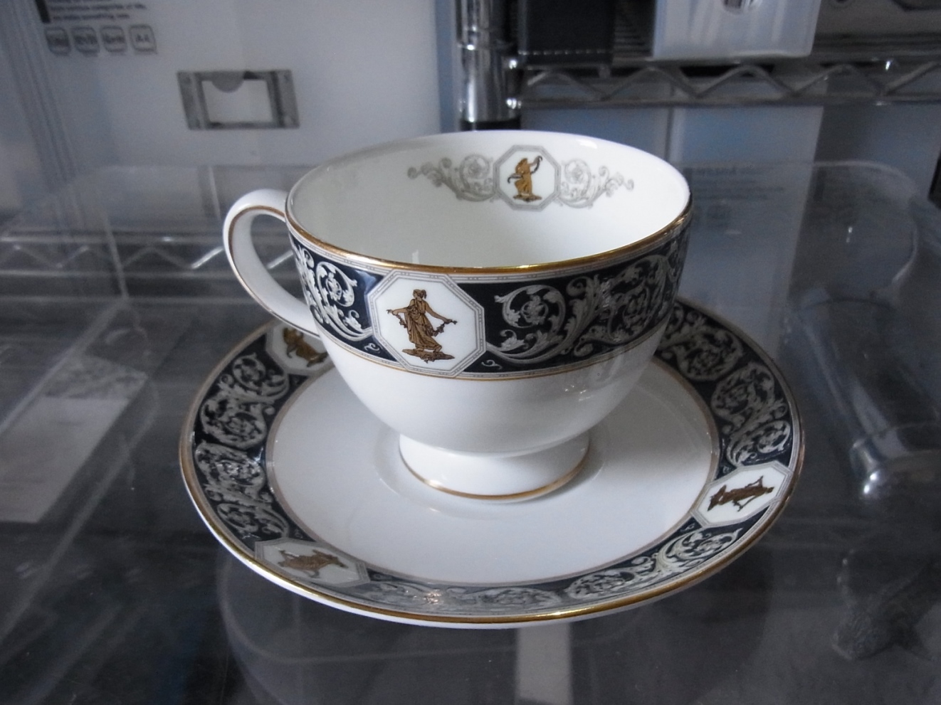 WEDGWOOD PARNASIAN　\"パルナシアン\"　C&S　リー _d0233770_1225188.jpg