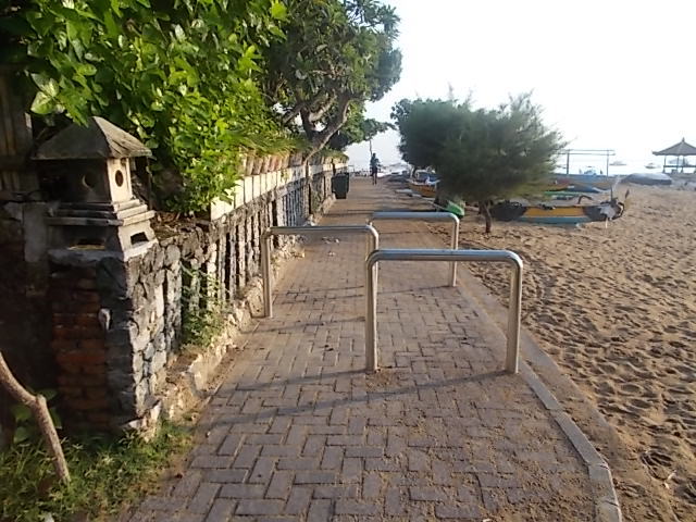 e0245601_10490047.jpg