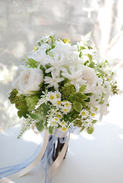 野の花風のクラッチブーケ!_a0136507_21085137.jpg