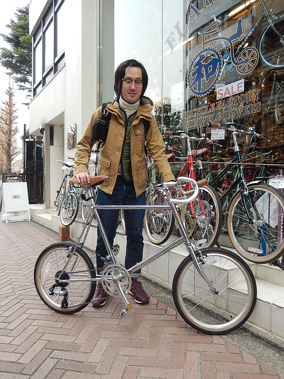 3月18日 渋谷 原宿 の自転車屋 FLAME bike前です_e0188759_19122649.jpg