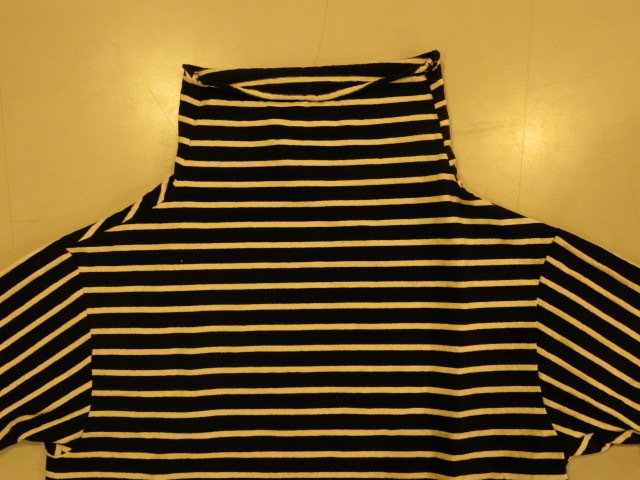 \"SOURCE-TAP × TheThreeRobbers EZ Roll Neck T(Marnier)\"ってこんなこと。_c0140560_09463095.jpg