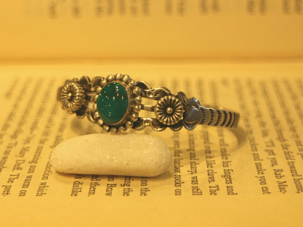 バングルも入荷❁❀✿✾_a0108963_17014006.jpg
