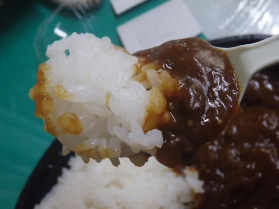 ファミリーマートのこだわりカレー　　錦橋店_c0118393_1849489.jpg