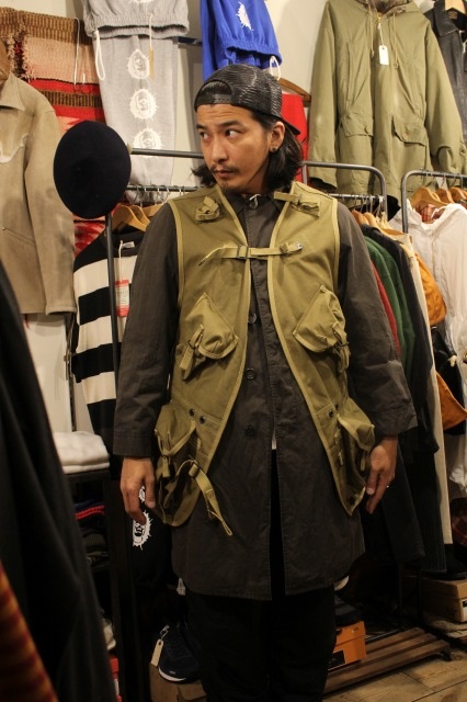 D DAY ASSAULT VEST_d0121303_21265937.jpg