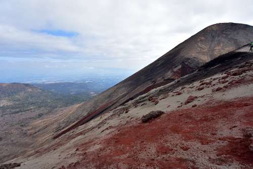 天孫降臨伝説の山、高千穂峰へ②登頂_e0241691_8142511.jpg