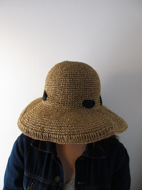 ラ メゾン ド リリス / La Maison de Lyllis WAVE CAPELINE HAT_e0076692_17505565.jpg