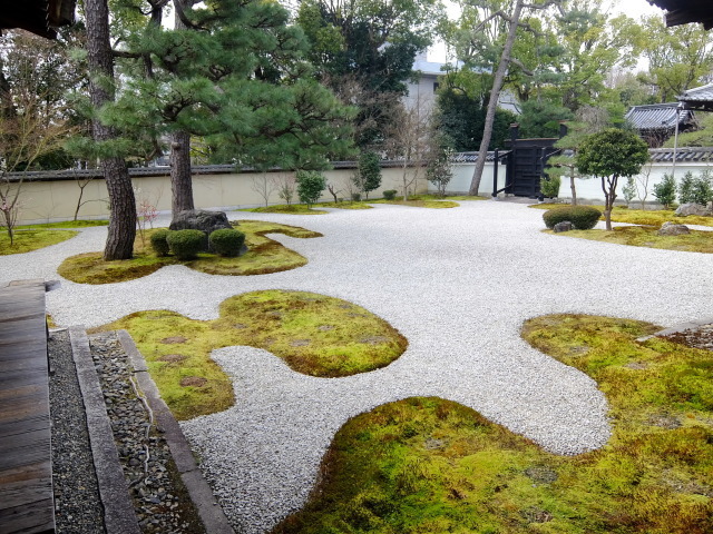 早春の京都を巡る　（３）仙洞御所～梨木神社、蘆山寺の巻_f0100593_14213610.jpg