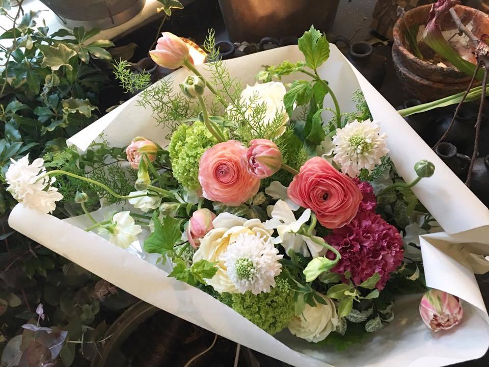 離任式のお花承ります。_c0102228_21041123.jpg