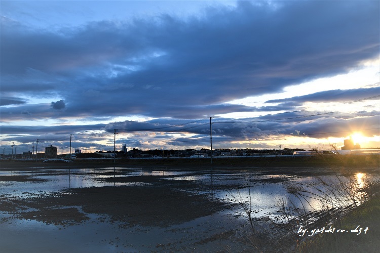 「雨上がりの夕方」_b0343543_20211481.jpg