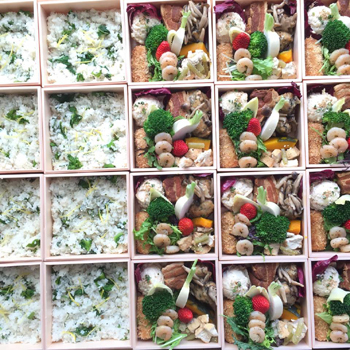 会食用のお弁当_a0251920_1054524.jpg