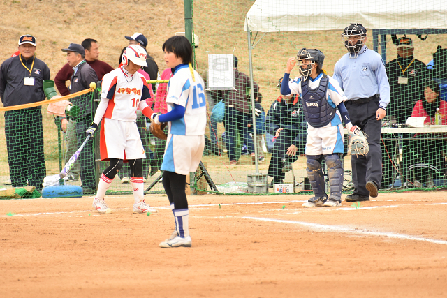 高校選抜大会　日出VS伊勢学園_b0249247_23244029.jpg