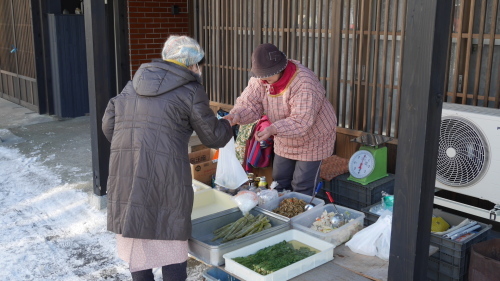 こもせ通りの露天市_f0130879_21574215.jpg