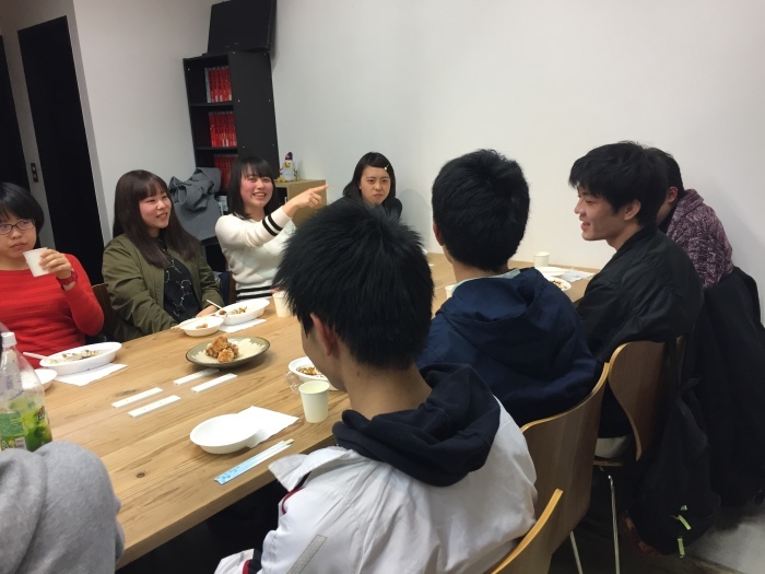 中学コース、高校コースの送別会が開かれました。_d0116009_14213431.jpg