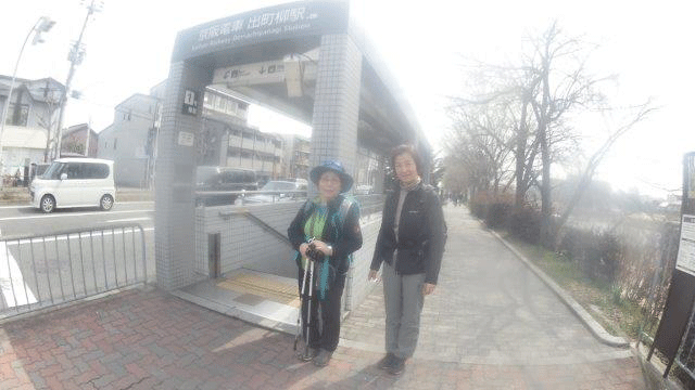 e0371039_18495462.gif