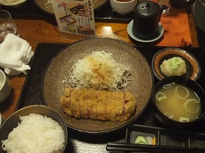 とても美味しい牛かつです。珍しい。「牛かつ いち華」このお店行きました。_f0362073_13254630.jpg