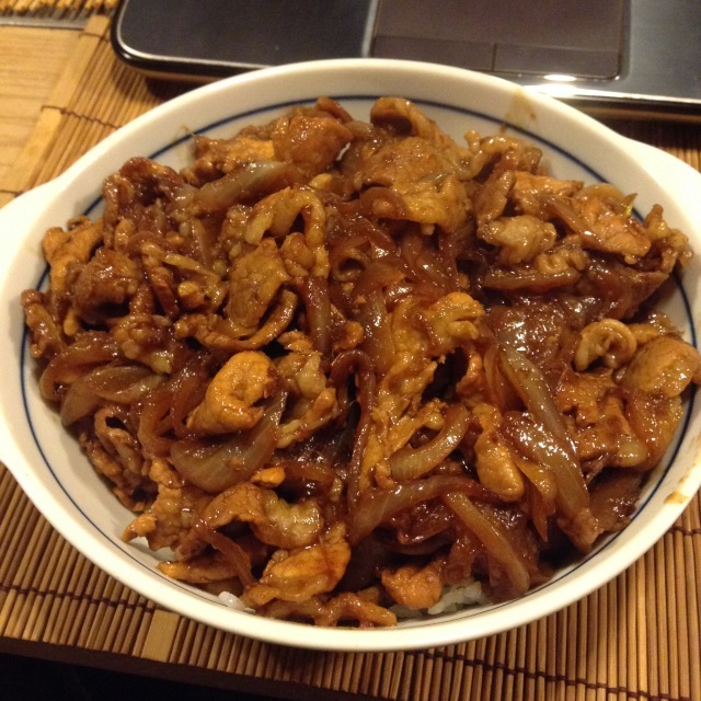 ウワサに聞くタモリ式生姜焼き。_a0334793_17234159.jpg