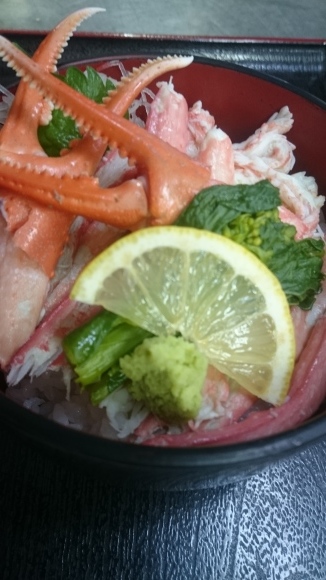 親不知産 蒸しガニ丼【漁火】_d0235898_01440527.jpg