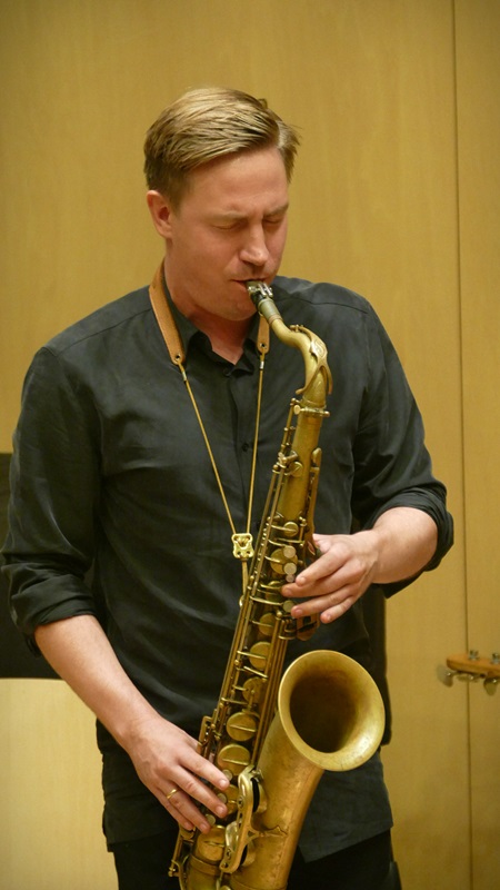 e0081206_14314.jpg