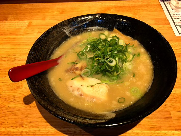 麺屋 絆@2_e0292546_03060465.jpg