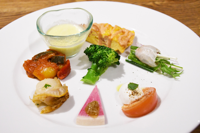 キングオブパスタ2016優勝メニューが8種前菜&ドリンク付き1280円!高崎おすすめのパスタ店Gru_e0171573_1025443.jpg