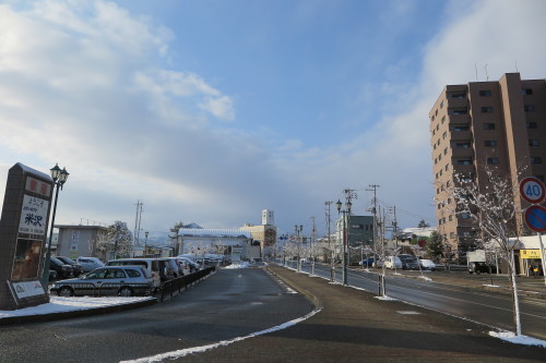 土曜日の朝の散歩は、米沢駅＆コンビニへ・１_c0075701_13494767.jpg