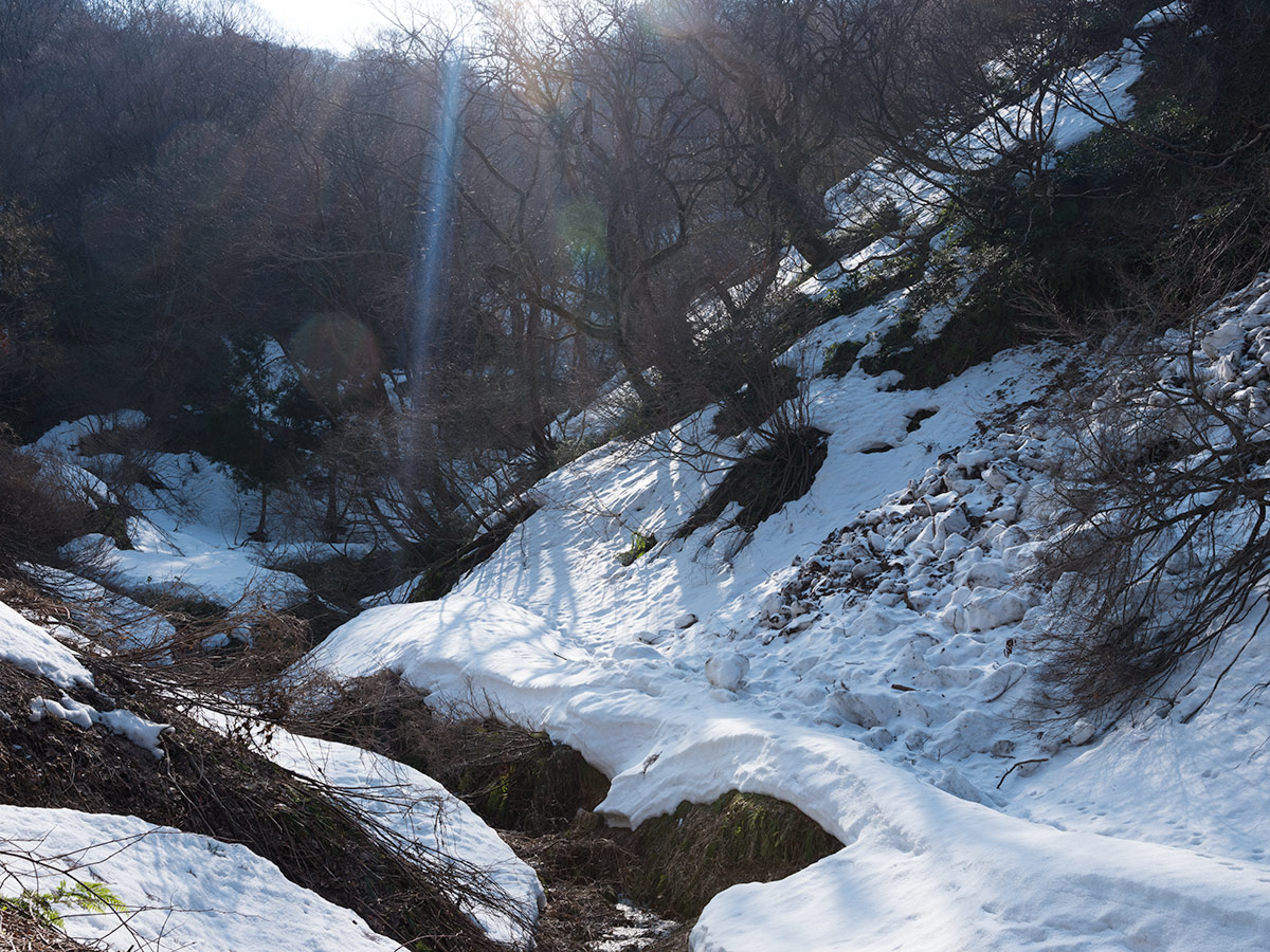 残雪を越えて over the snowy mountain #GFX50S_c0065410_14213964.jpg