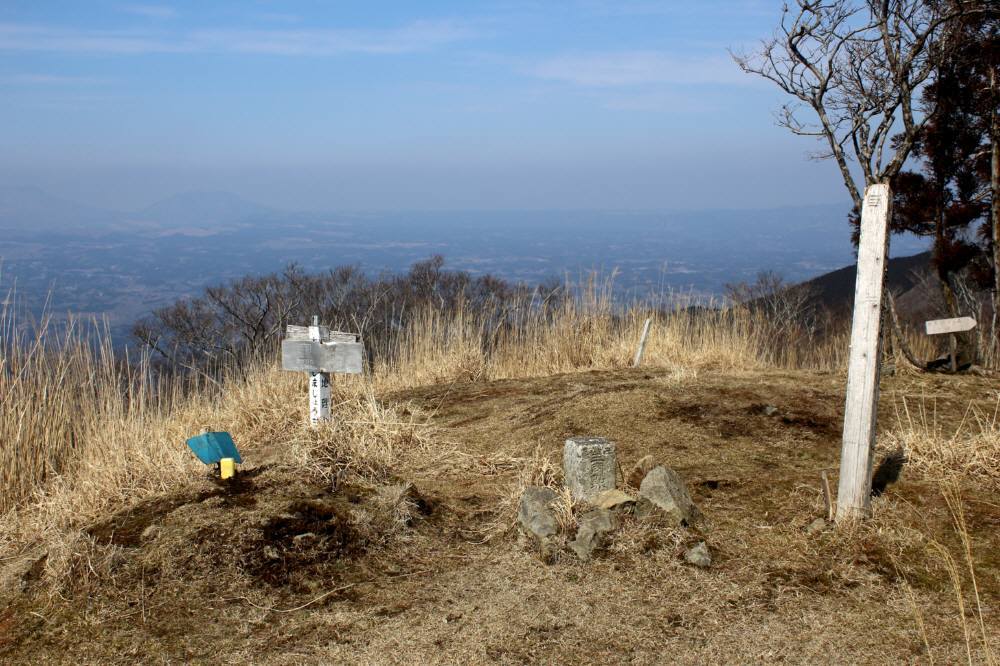 稲積山の次は黒峰山へ_f0212511_19191187.jpg