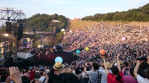 さぬき市野外音楽広場テアトロン 会場の雰囲気 黄昏日記 さぬき市野外音楽広場テアトロン 会場の雰囲気 黄昏日記
