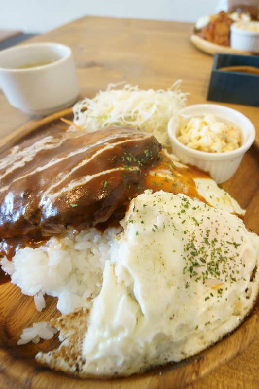 Ritrovo cafe OZ（リトロボカフェ オズ）_a0077663_08491754.jpg