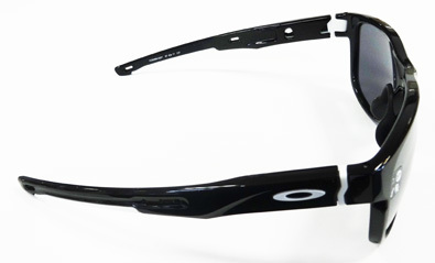 OAKLEY(オークリー)2017年春・ニューアクティブパフォーマンスサングラスCROSS RANGE R(クロスレンジ アール)発売開始!_c0003493_12543000.jpg