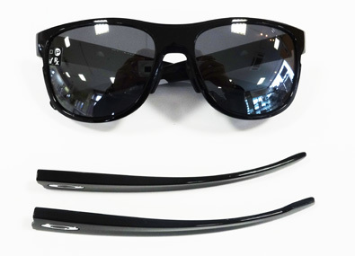 OAKLEY(オークリー)2017年春・ニューアクティブパフォーマンスサングラスCROSS RANGE R(クロスレンジ アール)発売開始!_c0003493_13032390.jpg