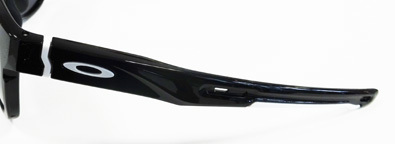 OAKLEY(オークリー)2017年春・ニューアクティブパフォーマンスサングラスCROSS RANGE R(クロスレンジ アール)発売開始!_c0003493_13033086.jpg